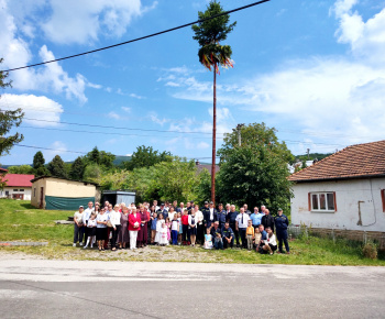 Stavanie mája v obci Nováčany 2024